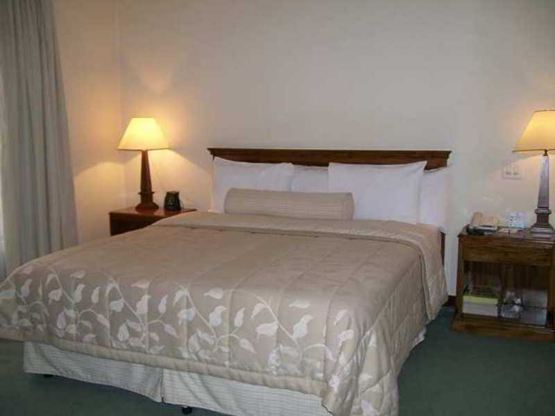 Embassy Suites by Hilton Bogotá - Rosales Pokoj fotografie A bedroom at the hotel